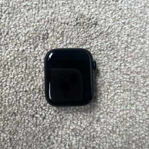 Apple Watch Series 8 45mm Aluminum & Ceramic Case, GPS